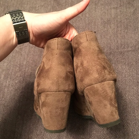 Booties - Picture 5 of 6